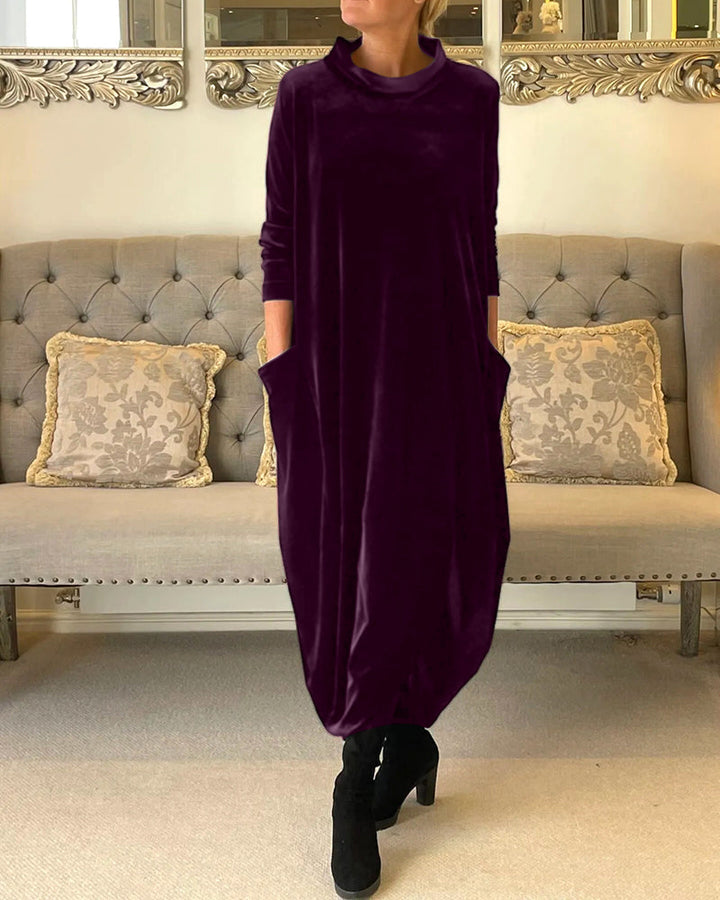 Bequemes Samtkleid mit Taschen
