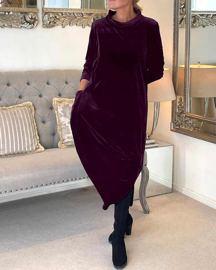Bequemes Samtkleid mit Taschen