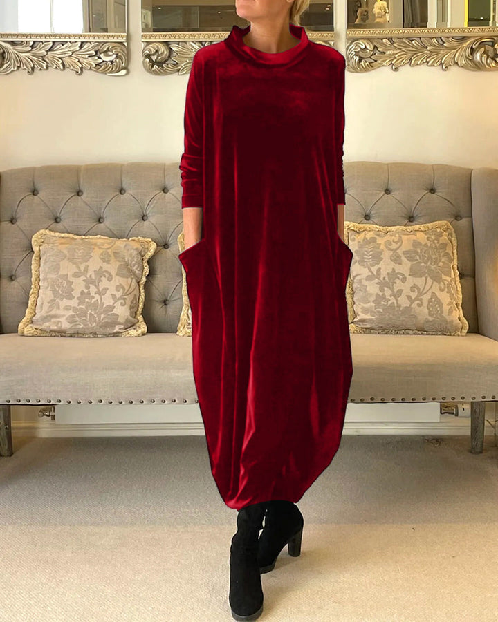 Bequemes Samtkleid mit Taschen