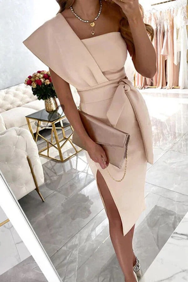Echoarchiv | Carrie In Paris Knoten Taille Bleistiftkleid