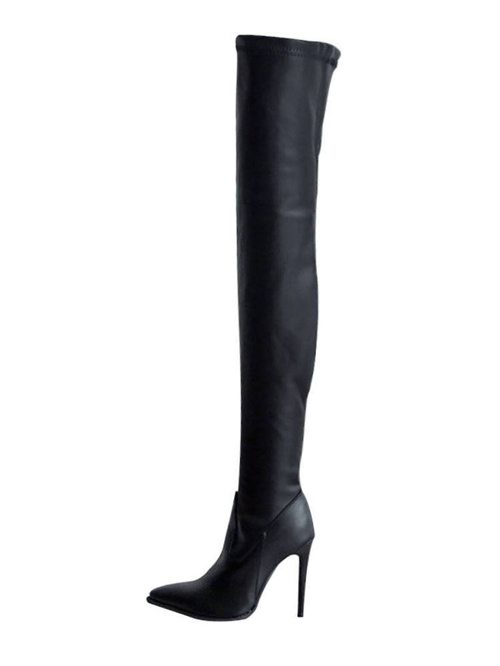 Echoarchiv | Flache Overknee-Stiefel aus für den Winter