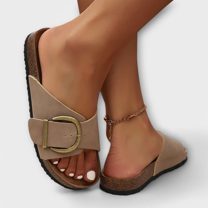 Echoarchiv | Bequeme Sandalen für warme Tage