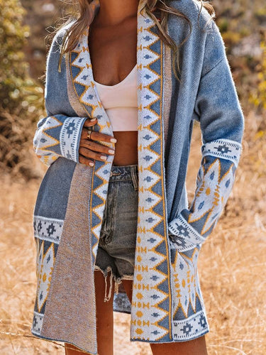 Echoarchiv | Aztekenmuster-Strickjacke