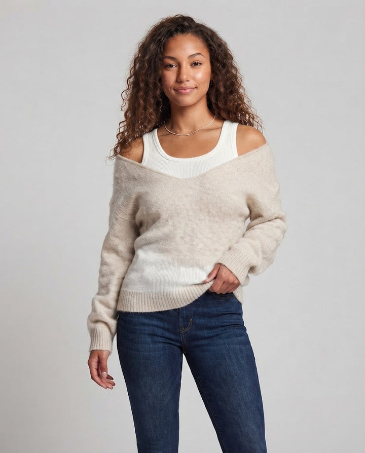 Damen Oversize Strickpullover mit Ein‑Schulter‑Layering und flauschiger Mohairoptik Echo Archiv