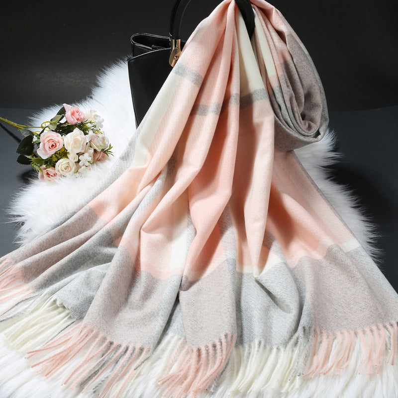 Langer Schal im Karomuster, warmes Winter-Accessoire