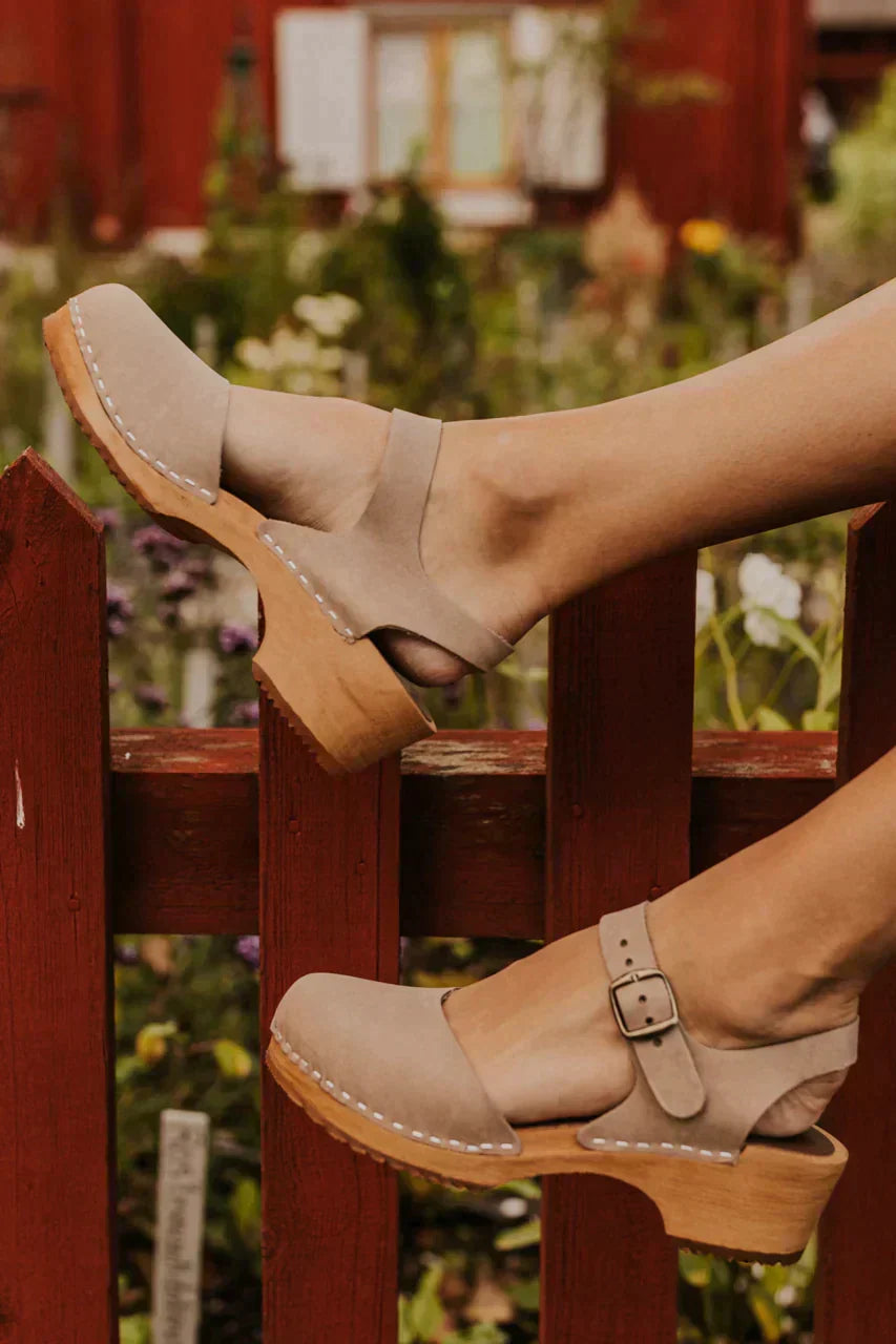 Echoarchiv | Stylische Clogs für Damen