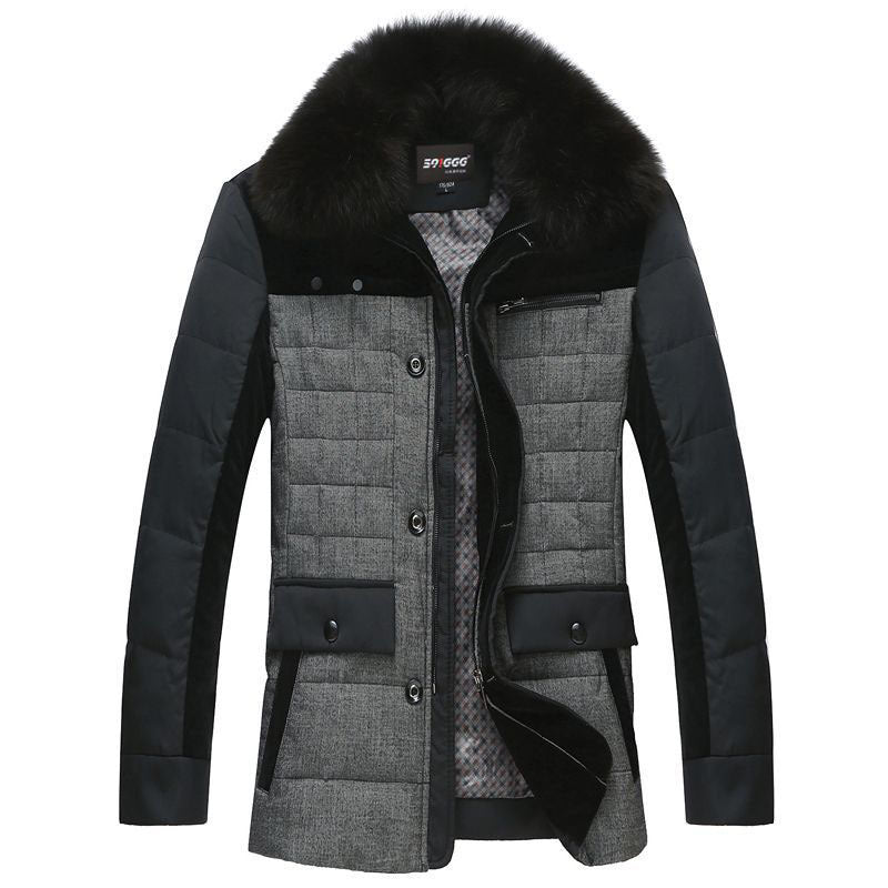 Herren Wattierte Kurzjacke mit Teddykragen und Wappenapplikation – Taviero