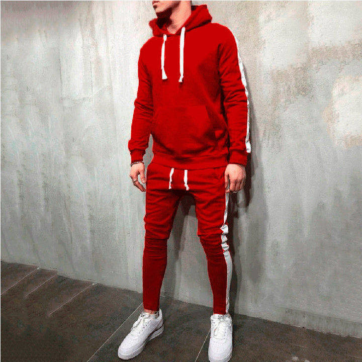 Herren Eleganter Kapuzenpullover mit passender Jogginghose Echoarchiv