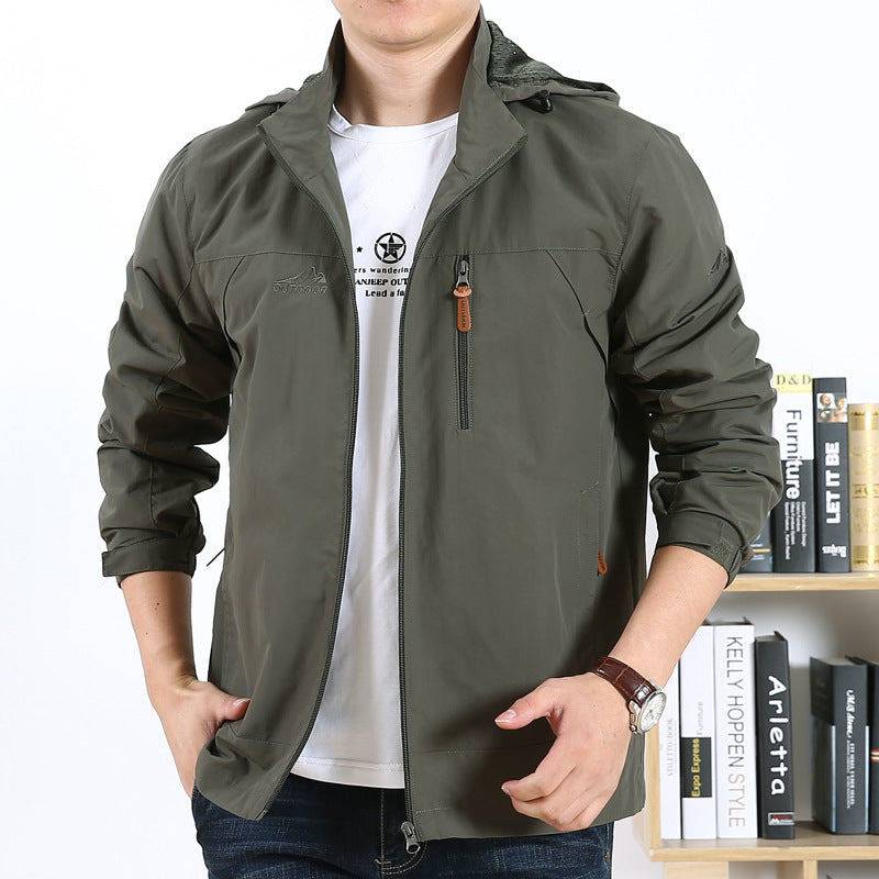 Herren leichte wind- und wasserabweisende Softshelljacke mit Kapuze, Brustreißverschluss und verstellbaren Ärmelabschlüssen Echoarchiv