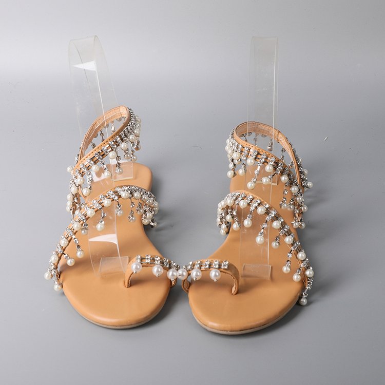 Damen nan opulente Perlen-Riemchensandalette mit hängender Schmuckborte, filigraner Zehenlasche und gepolstertem Komfortfußbett Echo Archiv