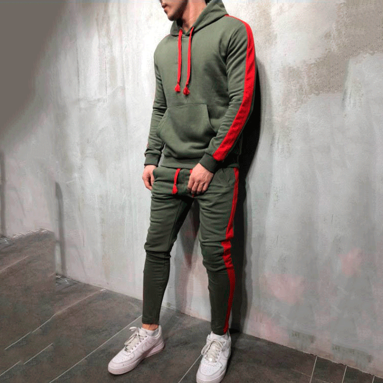 Herren Eleganter Kapuzenpullover mit passender Jogginghose Echoarchiv