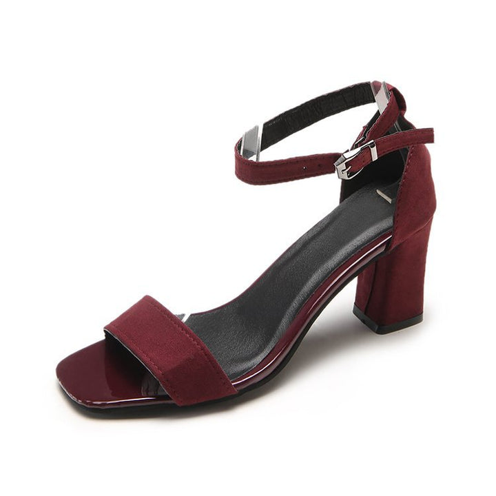 Damen nan elegante Sandalette im minimalistischen Design mit quadratischer Zehenpartie und verstellbarem Knöchelriemen Echo Archiv