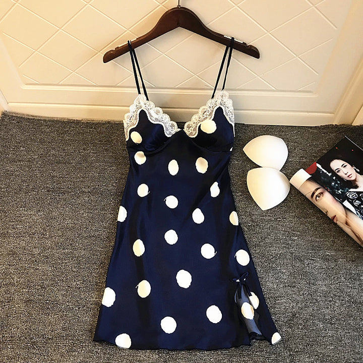 Damen Nachtwäsche Kleid mit Spitzenakzenten und verspielten Punkten Echo Archiv