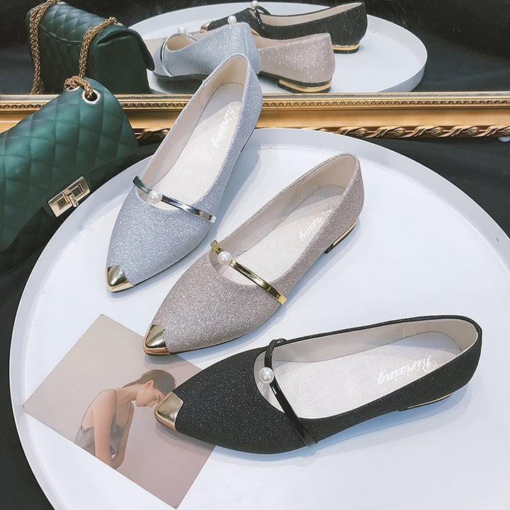 Damen nan elegante Glitzer-Slipper mit spitzer Metallkappe, perlenbesetztem Spannriemen und flachem Absatz Echo Archiv