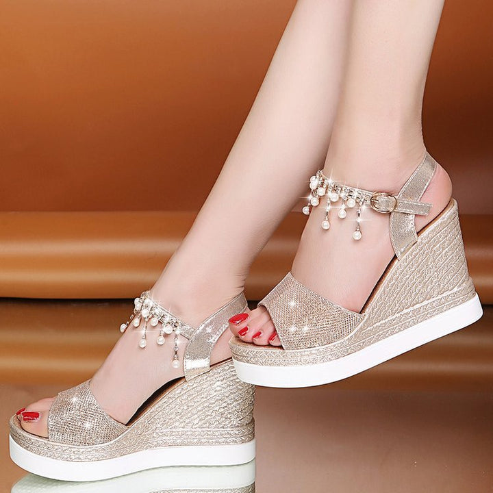 Damen nan glitzernde Keilsandalette mit Perlenfransen und verstellbarem Knöchelriemen Echo Archiv