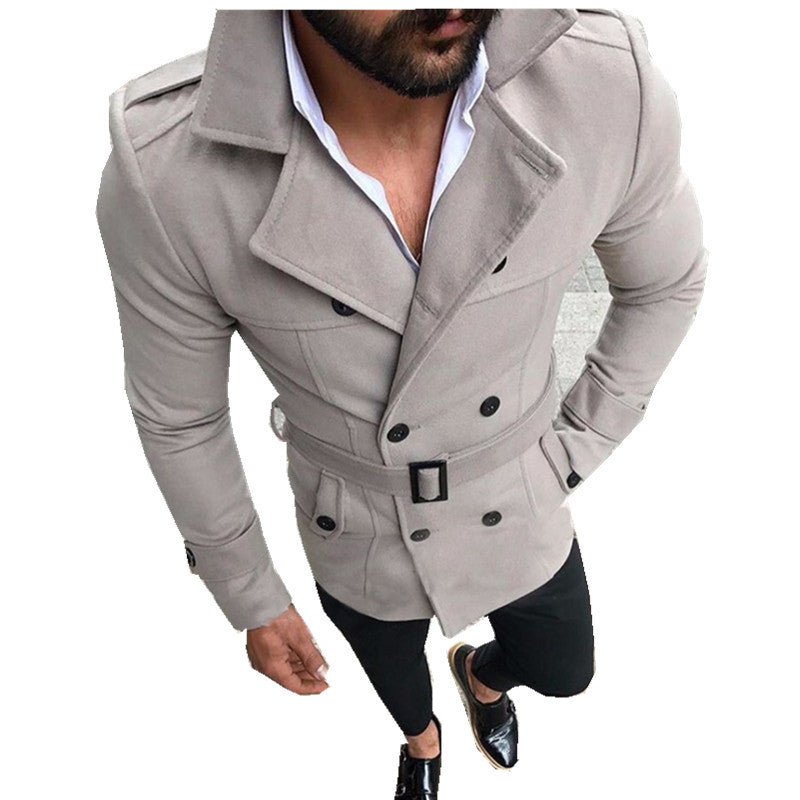 Herren eleganter Trenchcoat mit modischem Gürtel und doppelter Knopfleiste Echoarchiv
