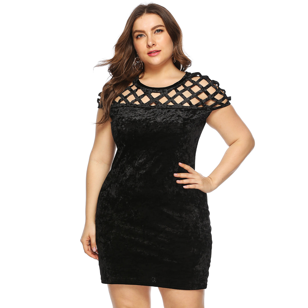 Damen Figurgünstiges Samtkleid mit einzigartigem Netzdesign Echo Archiv