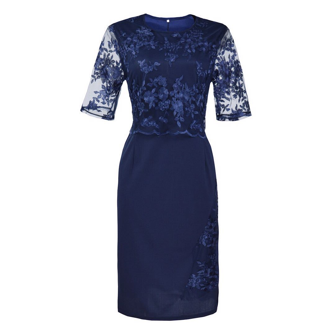 Damen Elegantes Spitzen-Overlay Etui-Kleid mit besticktem Chiffonoberteil und halbtransparenten Ärmeln – Élara