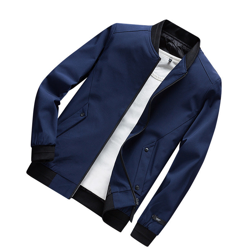 Herren Leichte Urban Bomberjacke mit Rippbündchen, Stehkragen und Druckknopftaschen Echoarchiv