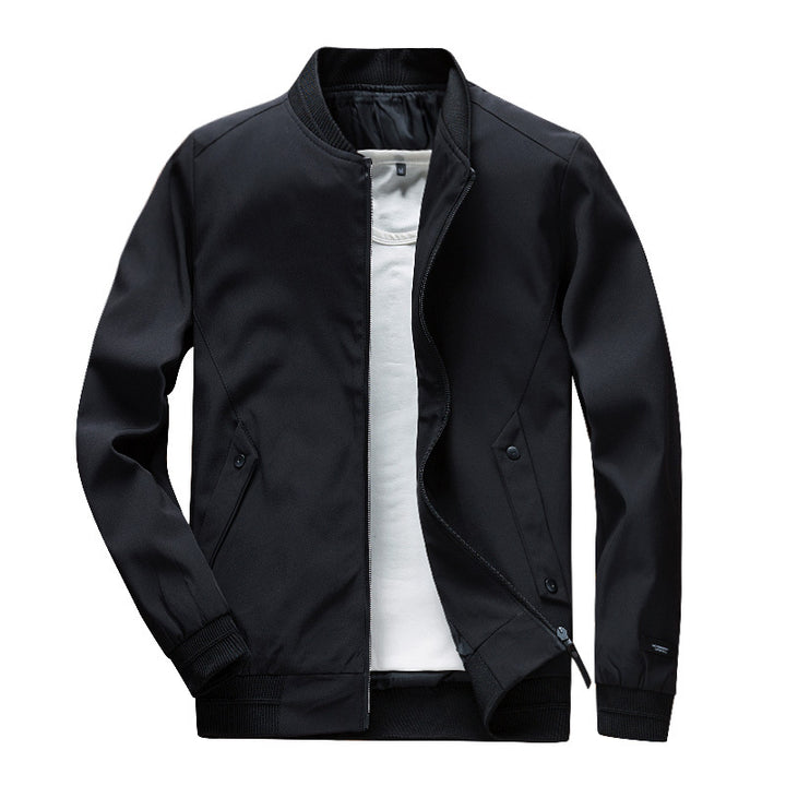 Herren Leichte Urban Bomberjacke mit Rippbündchen, Stehkragen und Druckknopftaschen Echoarchiv