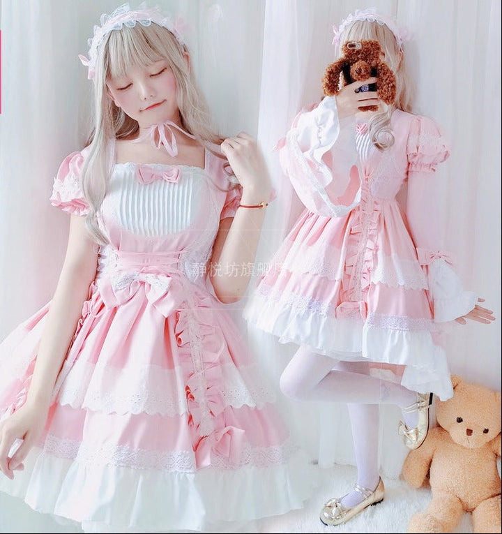 Damen verspieltes Lolita Kleid mit aufwendigen Spitzen- und Rüschendetails Echo Archiv