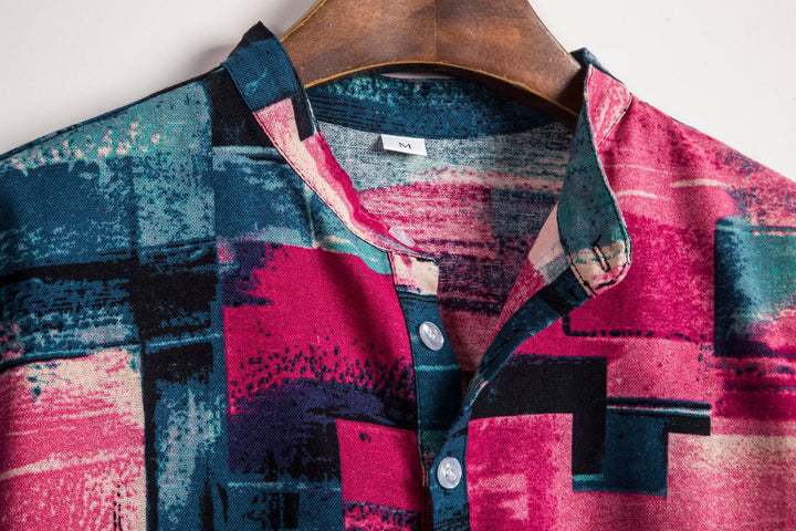 Herren Kurzarmhemd mit button-down Kragen und modernem Grafikdruck Echoarchiv