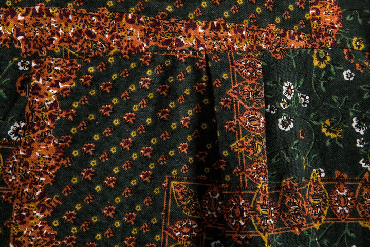 Herren Kurzarmhemd mit kreativem Batik- und Patchworkdesign Echoarchiv