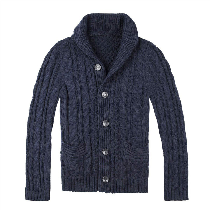 Herren Strickjacke mit klassischem Zopfmuster und praktischen Taschen Echoarchiv