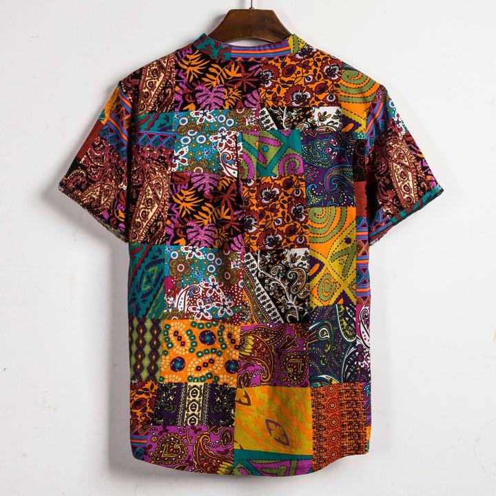 Herren Kurzarmhemd mit buntem Patchwork-Design Echoarchiv