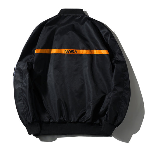Herren  flugzeuginspirierten leichten Nylon Bomberjacke mit horizontalem Missionsstreifen und gerippten Besätzen Echo Archiv