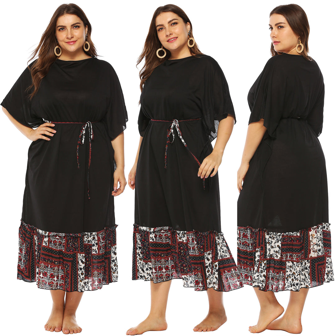 Damen Freizeitkleid mit dekorativer Taillenschnürung und floralen Akzenten Echo Archiv