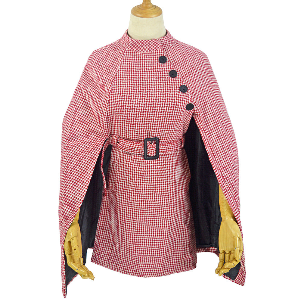 Damen Cape‑Mantel mit Hahnentrittmuster, Taillengürtel und asymmetrischer Knopfleiste – Montévia