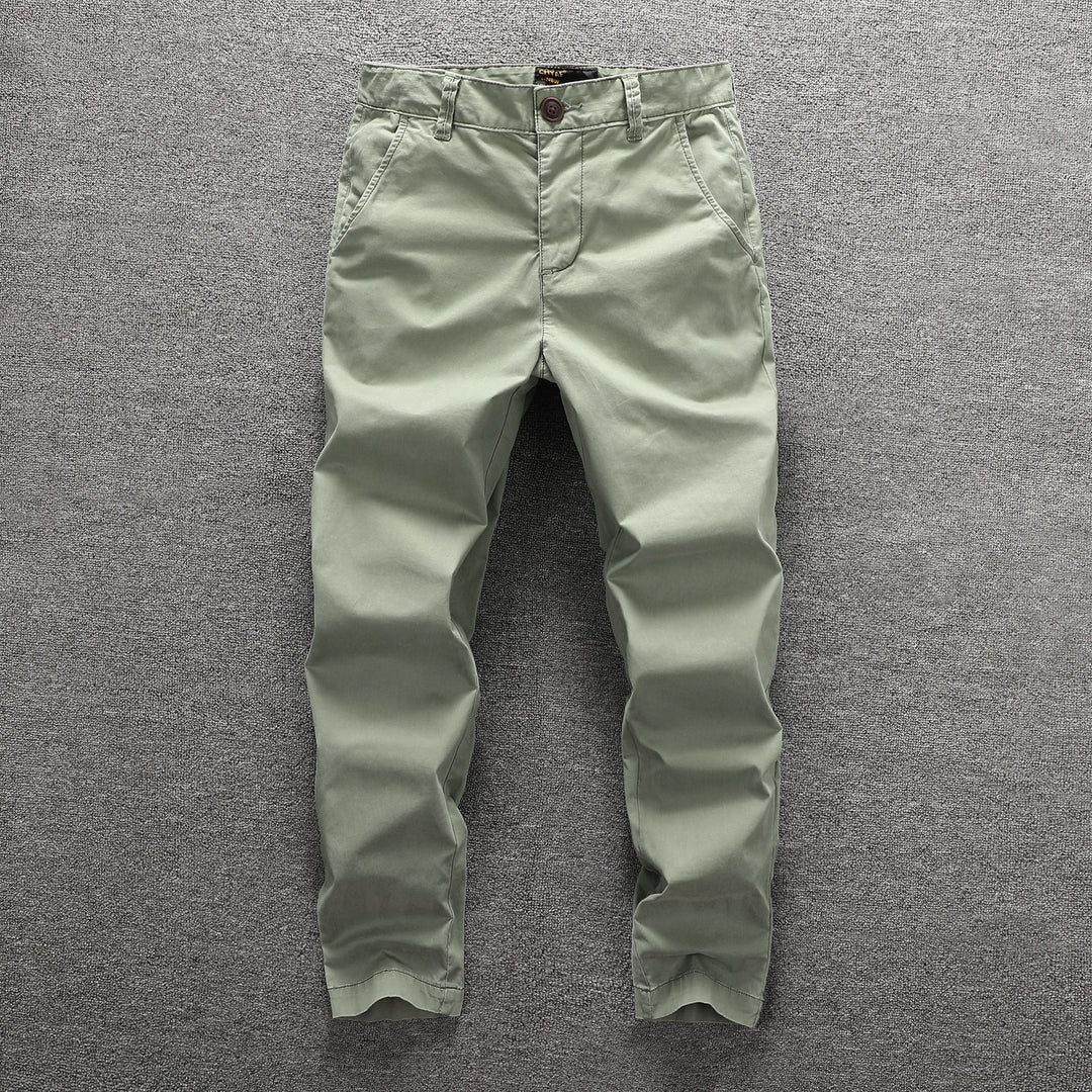 Herren Twill-Hose im Camouflage-Muster mit geradem Schnitt und Gürtelschlaufen Echoarchiv