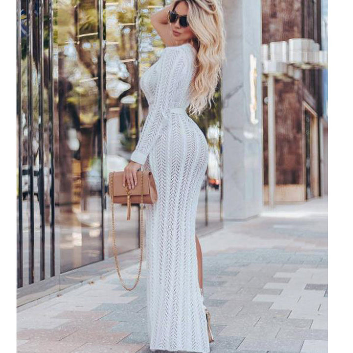 Damen raffinierter Strickmaxikleid mit einem Schulterdesign und hohem Schlitz Echo Archiv