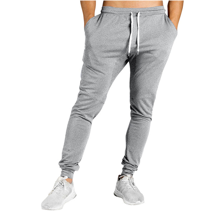Herren Sportliche Jogginghose mit atmungsaktiver Struktur und seitlichen Streifen Echoarchiv