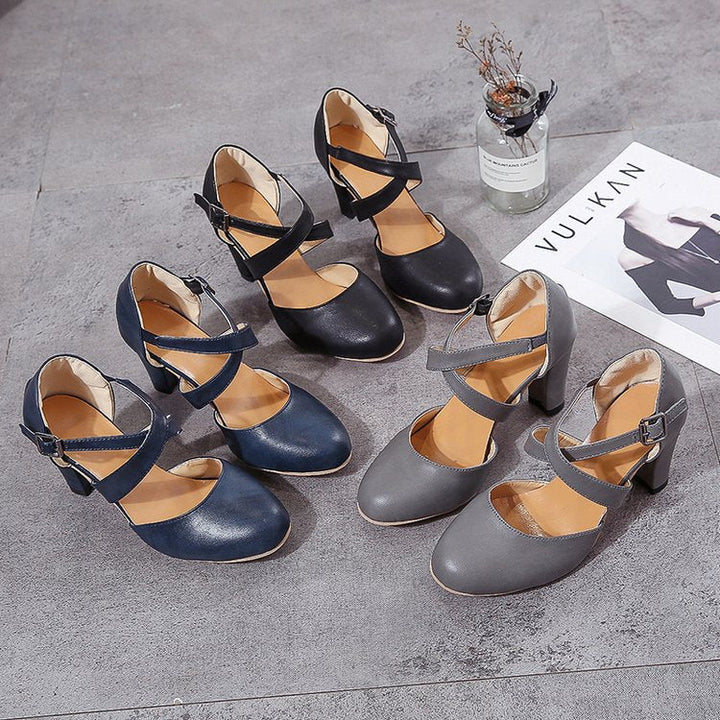 Damen Pumps mit dekorativem Riemendesign und komfortablem Blockabsatz – Lioré