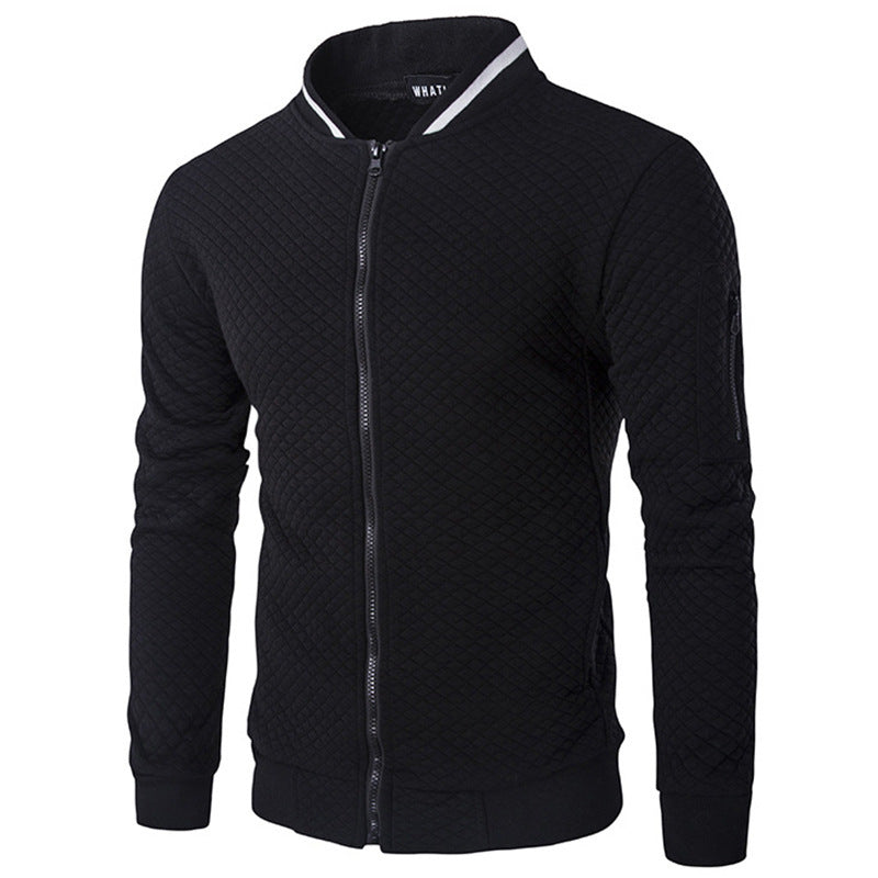 Herren Steppjacke mit modernem Design und praktischen Reißverschlusstaschen Echoarchiv