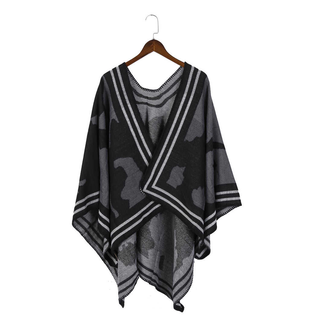 Damen Oversize-Feinstrick-Ruana mit abstraktem Jacquard und kontrastierter Kantenbordüre – Veloura