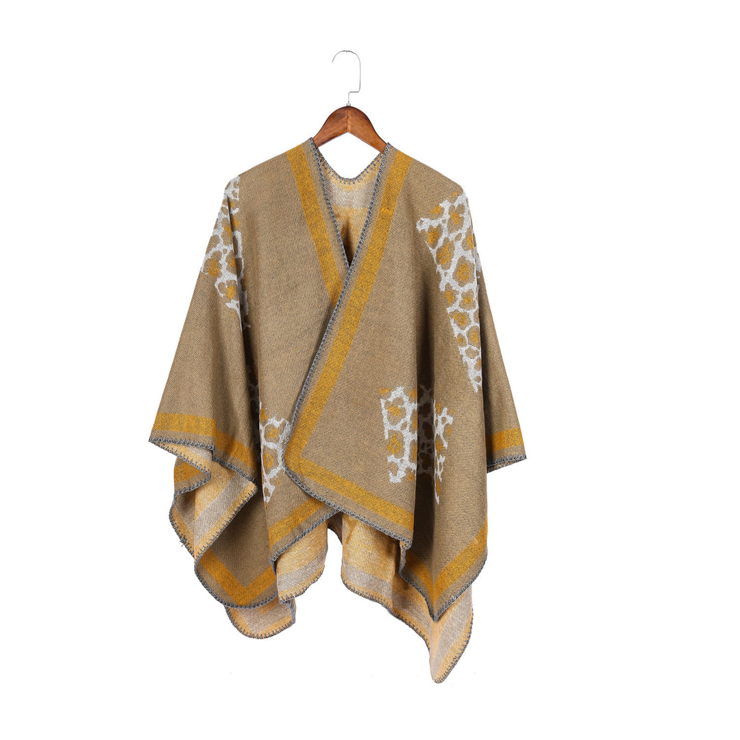 Damen Wolloptik-Kimono-Ruana mit Leopardenjacquard und kontrastierter Bordüre – Célinea