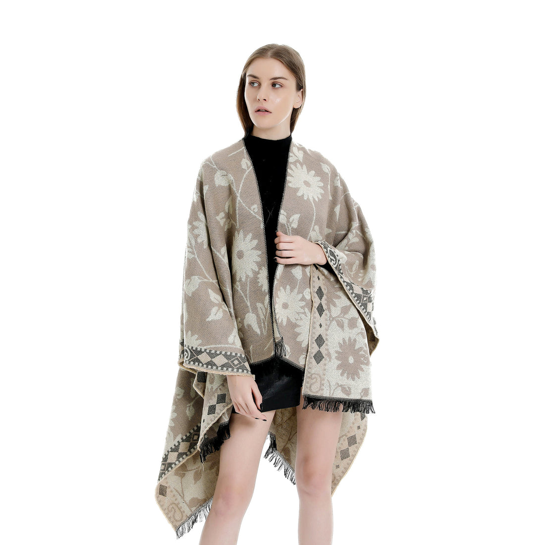 Damen Jacquard‑Ruana‑Poncho mit floralem Jacquard, Fransensaum und weichem Wollmix – Montévia