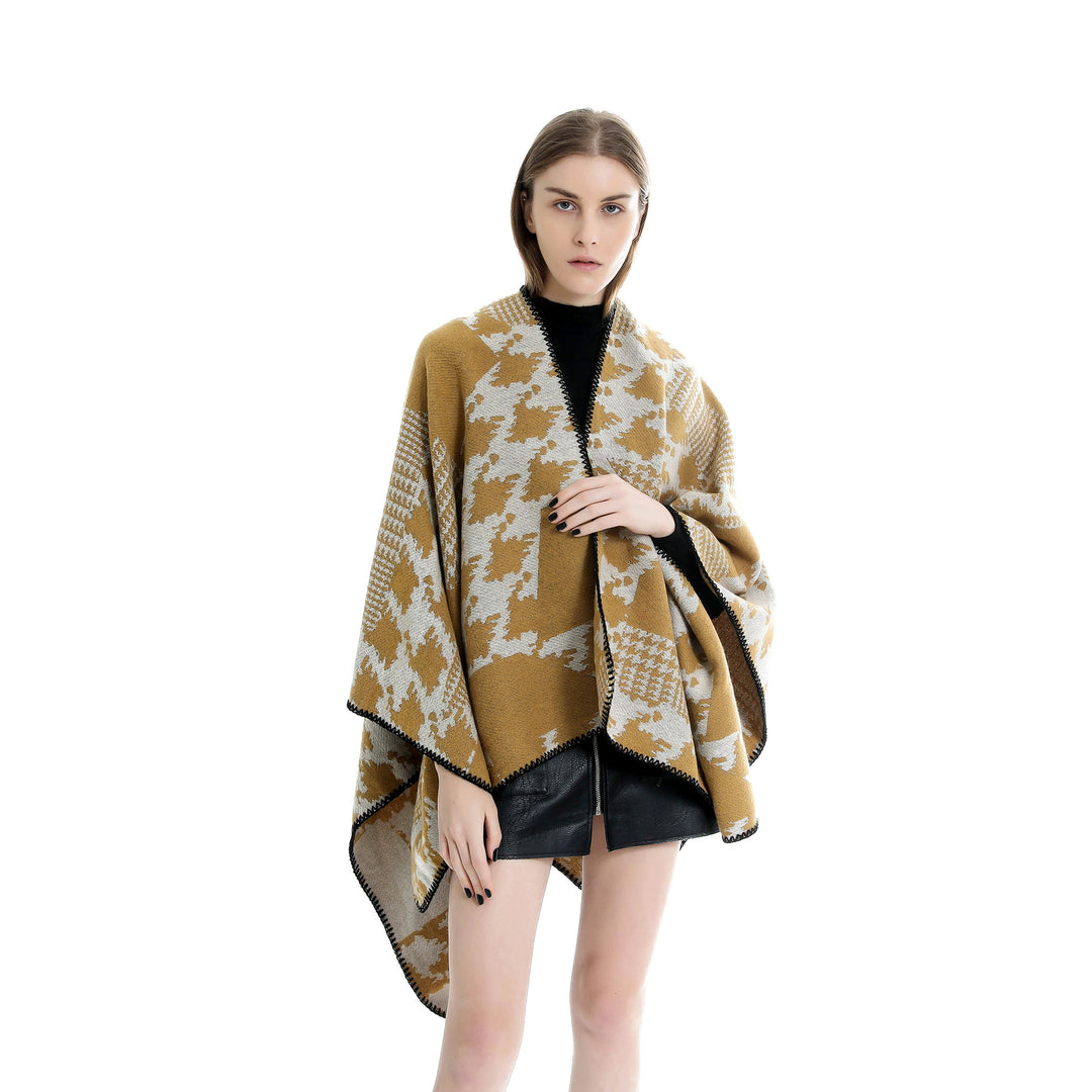 Damen Cape‑Poncho im Ruana‑Schnitt mit dekorativer Kettelkante und zweifarbiger Jacquardstruktur – Montévia