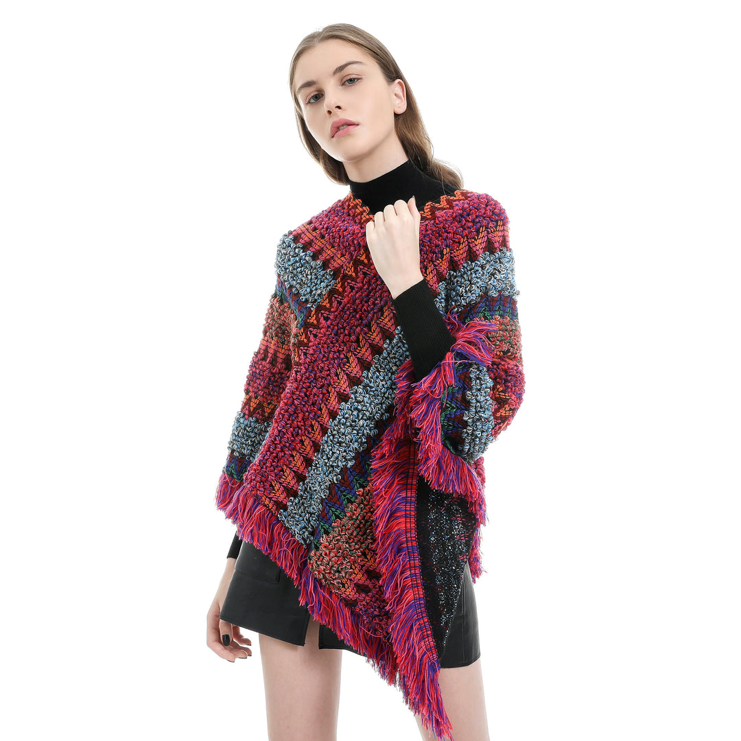 Damen Mehrfarbiger Grobstrick-Poncho mit Zickzack-Jacquard und Fransen Echo Archiv