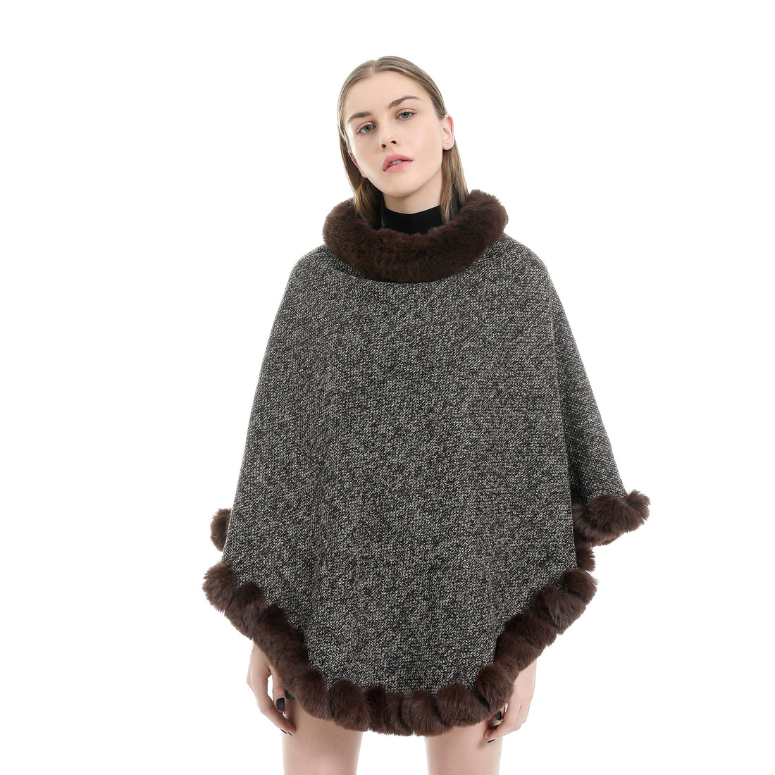 Damen Fein gestrickter Ruana-Poncho mit Kunstfellbesatz und asymmetrischem Saum – Célinea