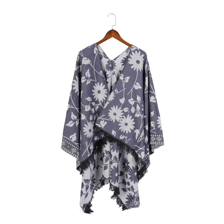Damen Jacquard‑Ruana‑Poncho mit floralem Jacquard, Fransensaum und weichem Wollmix – Montévia