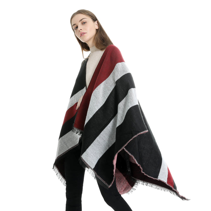Damen Oversize-Wickelruana im Diagonalstreifen mit Fransenrand Echo Archiv