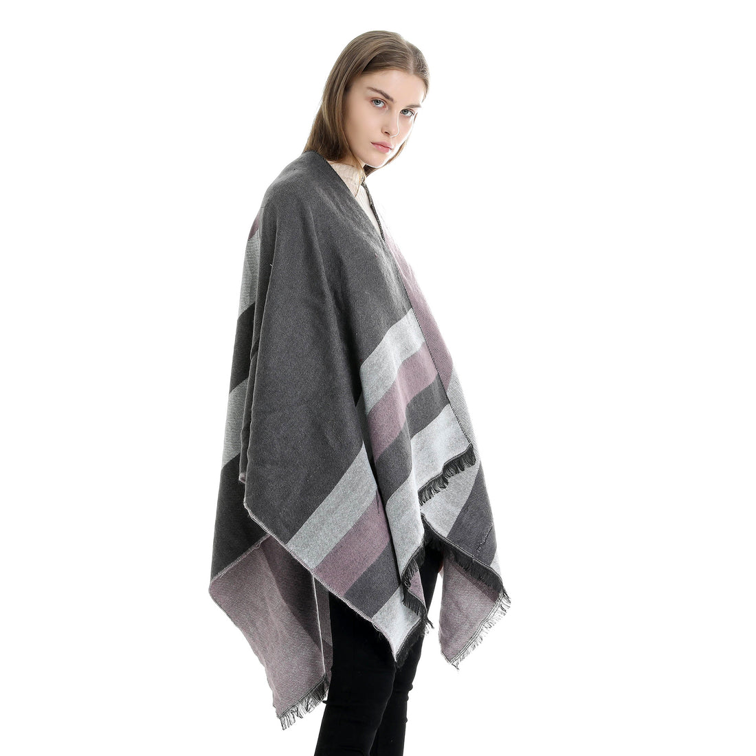 Damen Oversize-Wickelruana im Diagonalstreifen mit Fransenrand – Avérine