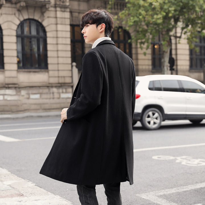 Herren Eleganter Longcoat aus Wollmix mit verdeckter Knopfleiste und Rückenschlitz Echoarchiv