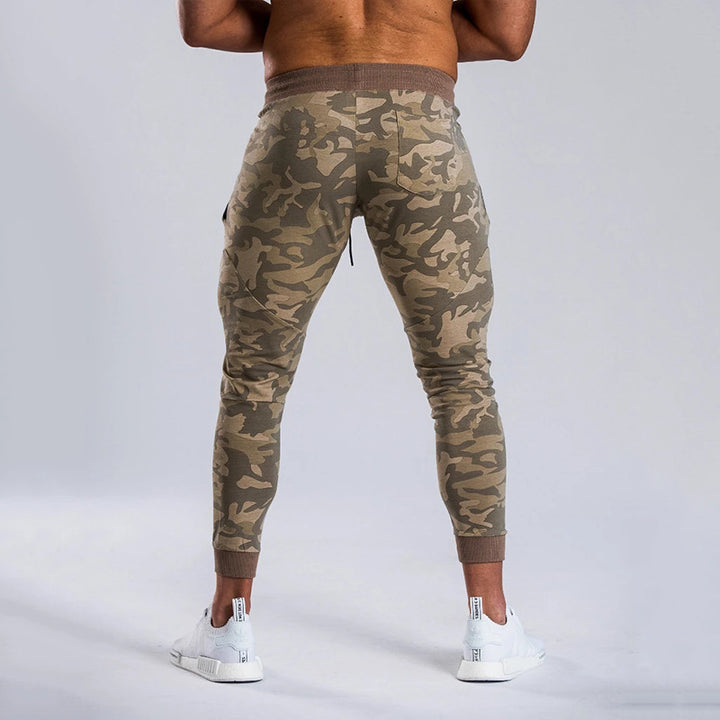 Herren Sportliche Cargohose mit figurbetontem Schnitt und praktischen Seitentaschen Echoarchiv