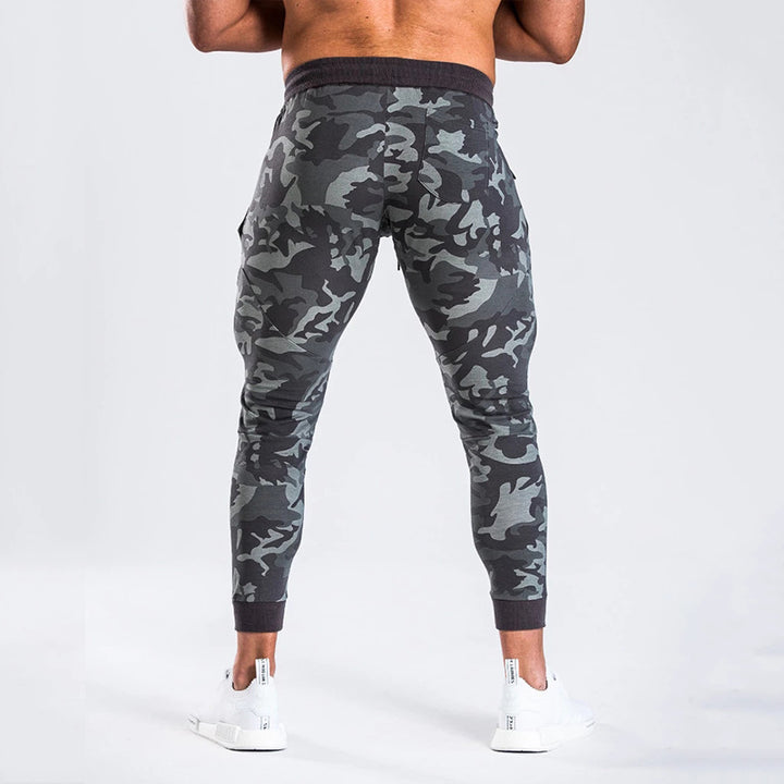 Herren Sportliche Cargohose mit figurbetontem Schnitt und praktischen Seitentaschen Echoarchiv
