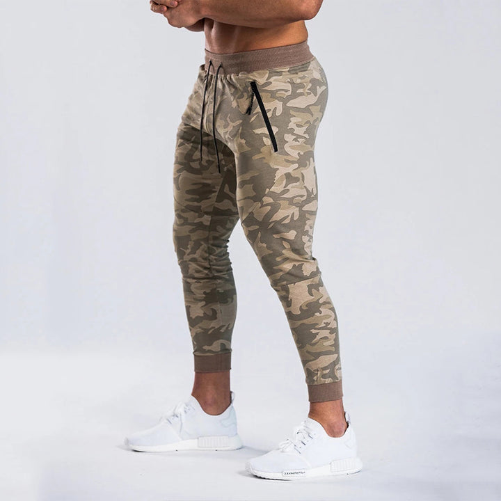 Herren Sportliche Cargohose mit figurbetontem Schnitt und praktischen Seitentaschen Echoarchiv